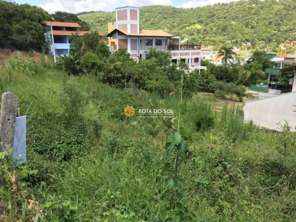 Imagem Terreno amplo à Venda em Quatro Ilhas Bombinhas SC