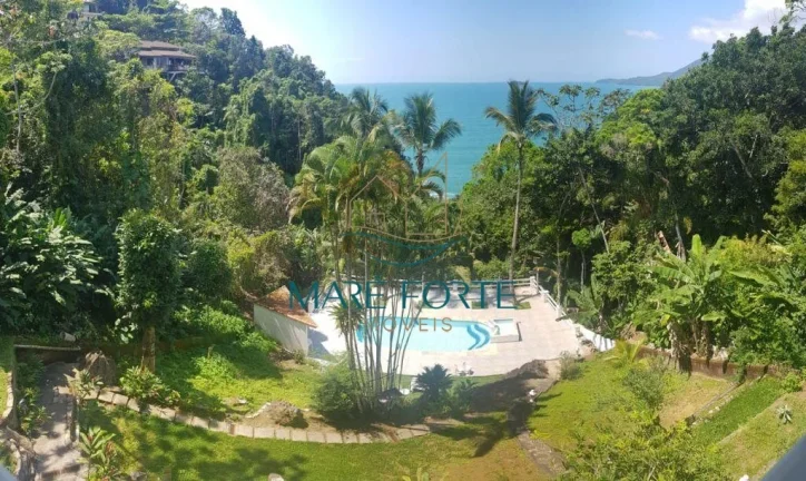 Imagem LUXUOSA MANSÃO COM 3 ANDARES, VISTA INCRÍVEL E ACESSO PRIVATIVO AO MAR!