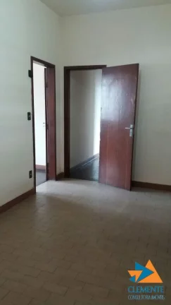 Imagem EXCELENTE CASA PARA FINS COMERCIAIS E RESIDENCIAL