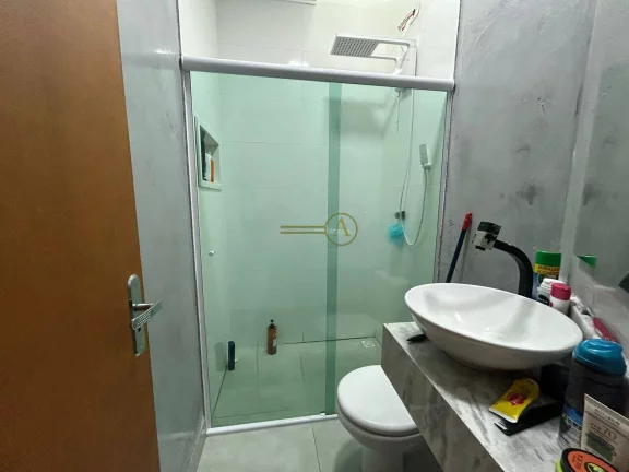 Imagem Sobrado com Localização Privilegiada no Bairro Turístico, Peruíbe