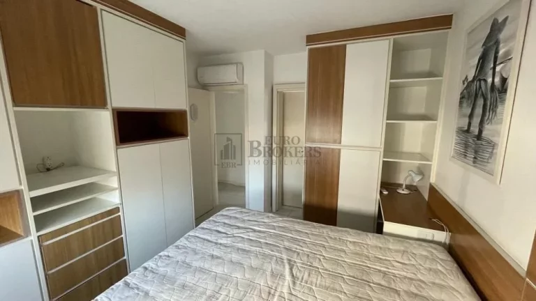 Imagem Apartamento com 03 dormitórios à venda no Centro de Balneário Camboriú/SC
