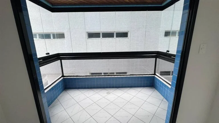 Imagem APARTAMENTO COM 81.22 m² - FORTE - PRAIA GRANDE SP