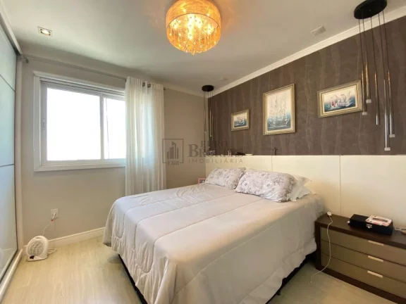 Imagem Apartamento com 3 dormitórios à venda no Centro de Balneário Camboriú/SC