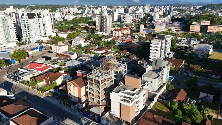 Imagem Projete seu novo apartamento no Saguaçu com entrega para 2026!