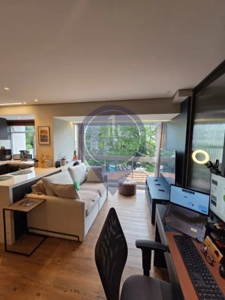 Imagem Apartamento à venda no Campo Belo, São Paulo-SP: 1 quarto, 2 salas, 1 banheiro, vaga de garagem!