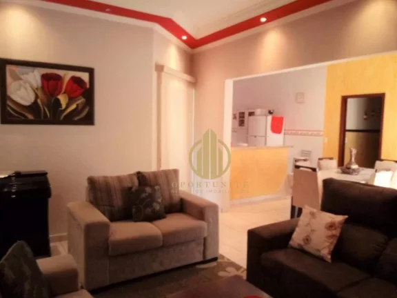 Imagem Casa residencial de três dormitórios com suíte