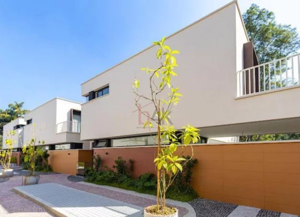 Imagem Casa de 487 m² com 4 suítes e 4 vagas no Condomínio Garda, Jardim Cordeiro.