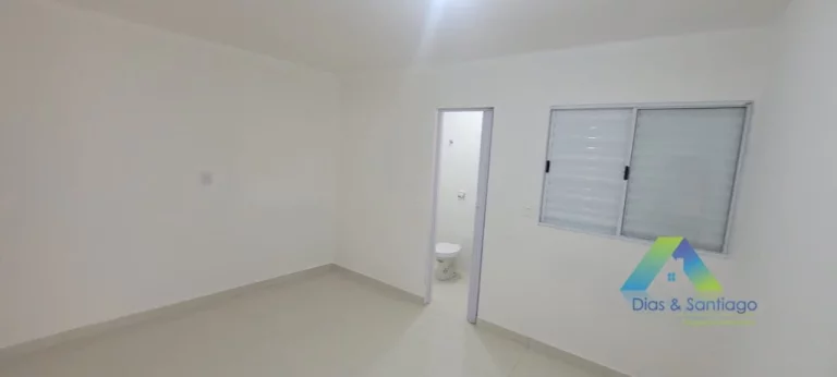 Imagem LINDA CASA TÉRREA RECEM REFORMADO COM 100m² EM 2 DORMITÓTIOS COM SUÍTE S NA VILA DAS MERCÊS/SAUDE.