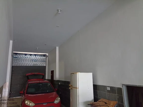 Imagem Oportunidade Única de Investimento! Salão Comercial + Apartamento Residencial à Venda em Peruíbe. Bem Pertinho do Mar.