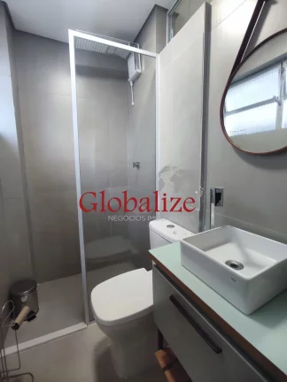 Imagem Apartamento 02 dormitórios 01 suíte vaga de garagem frente mar no Gonzaga em Santos R$ 680.000,00
