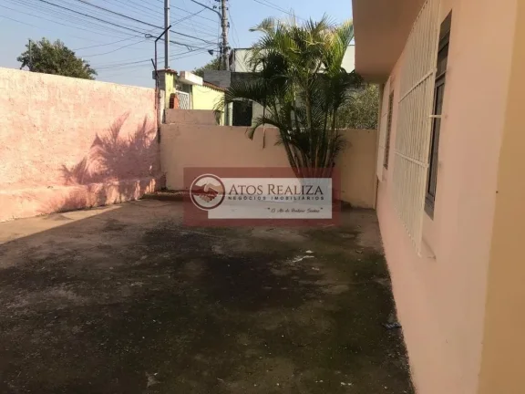 Imagem VENDO casa térrea na região do Sesc Interlagos, terreno de 300m², ACEITA PERMUTA. Vendo casa térreo na região de Interlagos, imóvel ideal para investidores, construir para renda, imóvel Atual, casa térrea com 2 Dormitorios, suite de empregada, 6 vagas de 