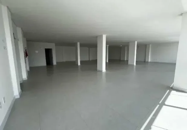 Imagem Sala comercial com 248,81m2 no Bairro Nações em Indaial - SC