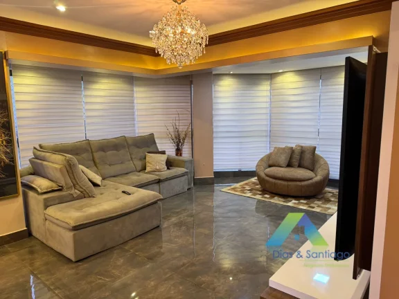 Imagem Apartamento recém reformado em 126m² com 3 dorms, 1 suíte, 3 vagas com localização privilegiada na região do Tatuapé/SP