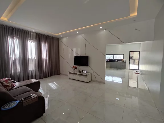 Imagem Casa De 3/4 Sendo Dias Suites No Jardim Marista Em Trindade