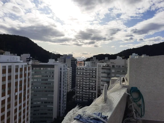 Imagem Imperdível cobertura de luxo à venda em Guarujá-SP, bairro Pitangueiras, 4 quartos, 2 suites, 2 salas, 3 banheiros, 1 vaga, 190m².