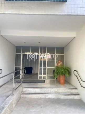 Imagem Cobertura nas GRAÇAS: 262m², 05qts, 01suite, 01vaga.