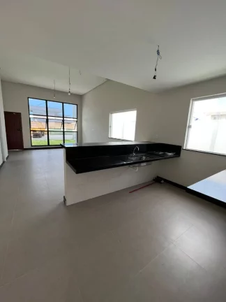 Imagem Casa à venda no Cond. Terras Alphaville 1 com 3/4, Área de Lazer e 4 Vagas de Garagem
