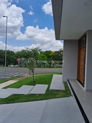 Imagem Essa casa reúne todos os requisitos para você que quer morar com conforto e segurança!
Condomíni...