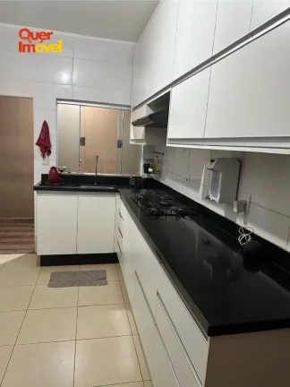 Imagem Casa à venda em Ribeirão Preto-SP, Jardim Ouro Branco: 3 quartos, 1 suíte, 1 sala, 3 banheiros, 4 vagas, 135m².