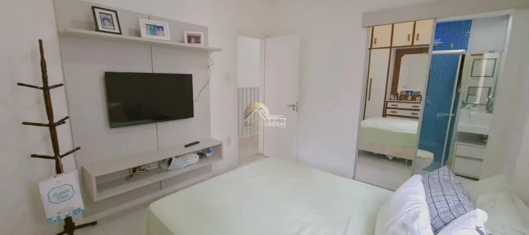 Imagem Graça: 130m², 3 quartos com 1 suíte, andar alto, nascente, vista livre e varanda integrada à sala.