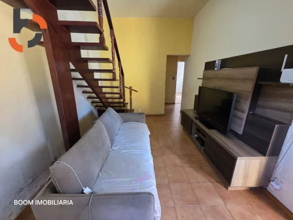Imagem Excelente Oportunidade 02 Casas à venda pelo preço de uma R$ 499.000,99 com 02 quartos, amplo quintal e piscina - Rua Alzira, 428, Jardim Tropical