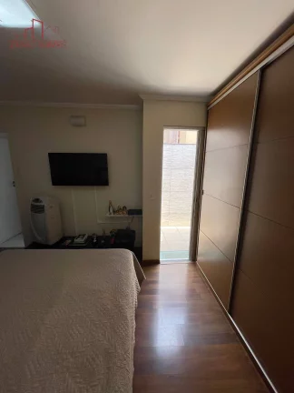 Imagem Oportunidade - Casa - 4 dormitórios.