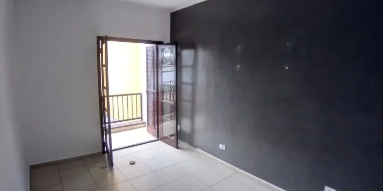 Imagem Sobrado com 4 dormitórios à venda, 212 m² por R$ 1.100.000,00 - Centro - Suzano/SP