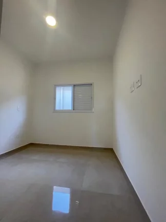 Imagem Sobrado de Condomínio com 2 dorms, Tupi, Praia Grande - R$ 290 mil, Cod: 2250