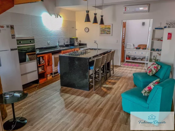 Imagem Casa sobrado bem localizada no Itagua , 02 suítes