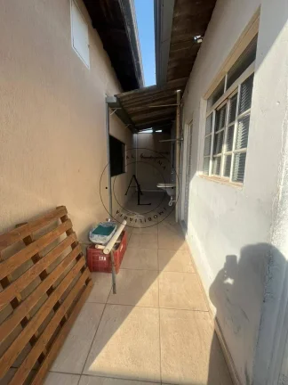 Imagem Casa Aconchegante com Edícula no Jardim São Marcos, Valinhos - SP!