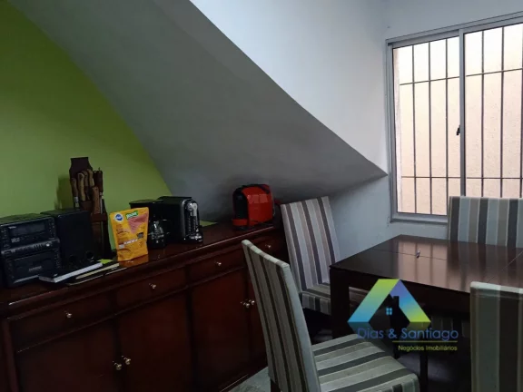 Imagem SOBRADO À VENDA COM 3 DORMITÓRIOS E 2 BANHEIROS NO JARDIM SANTA EMÍLIA!