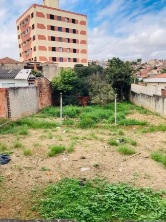 Imagem CASA PARA DEMOLIÇÃO COM 618,25mts TERRENO