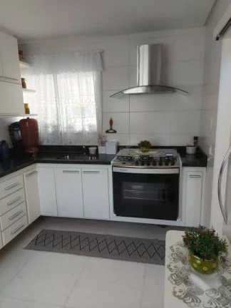 Imagem Sobrado com 3 dormitórios à venda, 181 m² por R$ 960.000,00 - Santa Terezinha - São Bernardo do Campo/SP