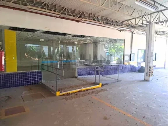 Imagem Imperdível Casa Comercial para Venda ou Locação em São Paulo-SP, Jardim Paulista: 10 Salas, 6 Banheiros, 20 Vagas de Garagem!