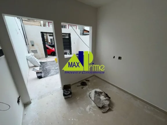 Imagem Imperdível! Casa à venda em São Paulo-SP, Vila Ré. 2 quartos, 1 suíte, 1 sala, 1 banheiro, 1 vaga de garagem. 85m².