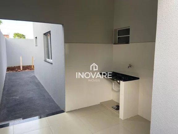 Imagem Casa com 3 dormitórios à venda por R$ 340.000,00 - Dom Velloso - Itumbiara/GO