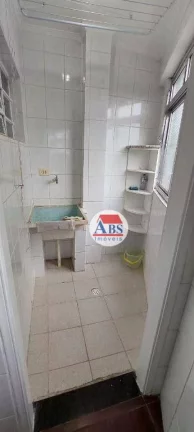 Imagem Apartamento com 2 dormitórios à venda 100 metros da praia por R$ 190.000
