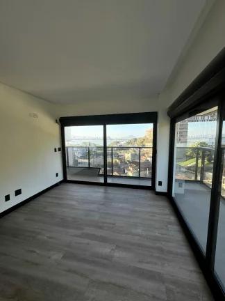 Imagem Apartamento com 1 suíte e 1 demi, 2 vagas de garagem no Bairro Fazenda em Itajaí