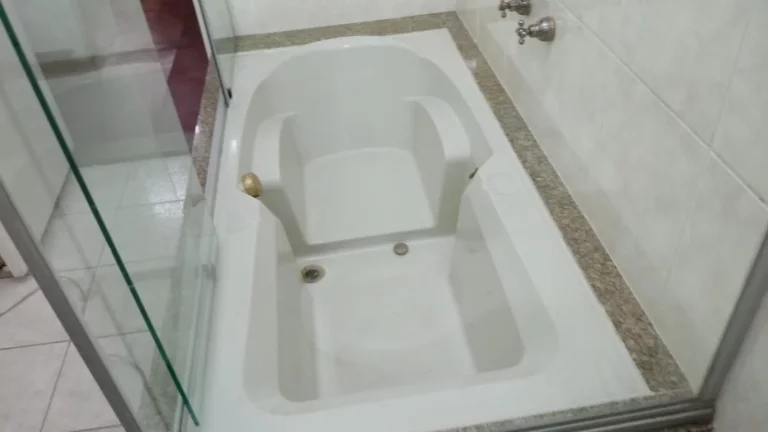 Imagem Apartamento em prédio comercial no Itaim Bibi