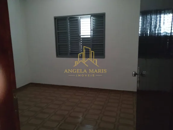 Imagem Casa 3 dormitórios ( 1 suíte), 2 vagas, Jd. Morumbi Sjc.