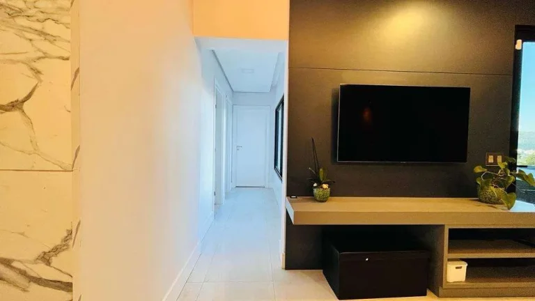 Imagem Casa à Venda, 300m2, 4 Dormitórios (2 suites), 2 Vagas,Trindade, Florianópolis/SC