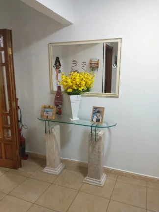 Imagem CASA TÉRREA COM 225 METROS CONSTRUÍDO E EDICULA.