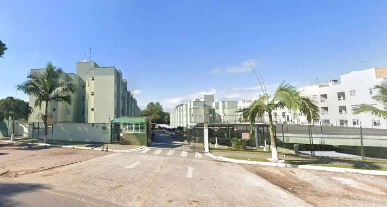 Apartamento de andar no Morada do Bosque - Tatuquara - R$200 mil