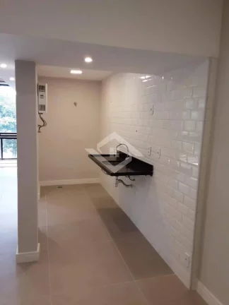 Imagem Apartamento de 1 Quarto para Venda na Barra da Tijuca com 65 m²