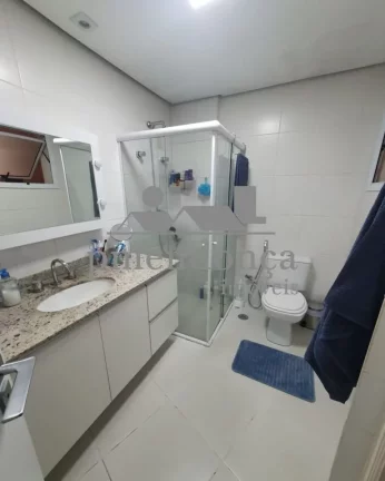 Imagem Apartamento repleto de armários, living para 02 ambientes, varanda gourmet, lavabo, 03 dormitórios...