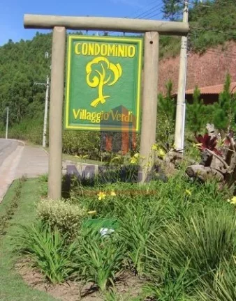 Vendo Lote no Condomínio Villagio Verdi em Pedra Azul