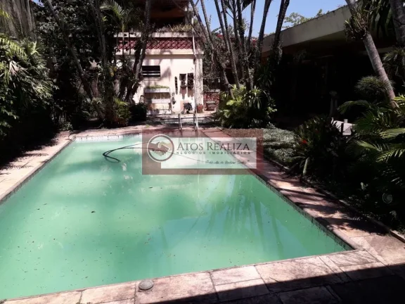 Imagem Vendo Excelente residência com piscina no jadrim Ipanema.