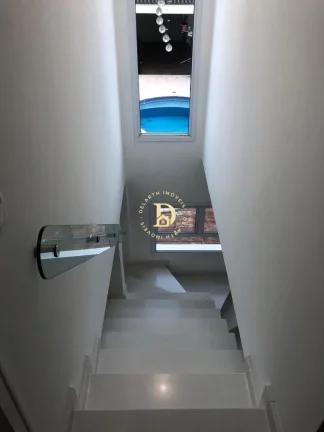 Imagem Sobrado - Loteamento Villa Branca - Jacareí - 2 dormitórios - 160m²