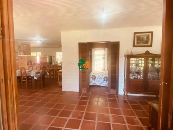 Imagem Sítio para Venda em São Roque, Pavão (canguera), 3 dormitórios, 1 suíte, 2 banheiros
