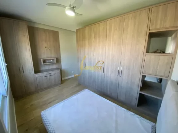 Imagem Casa térrea em condomínio fechado mobiliada e decorada